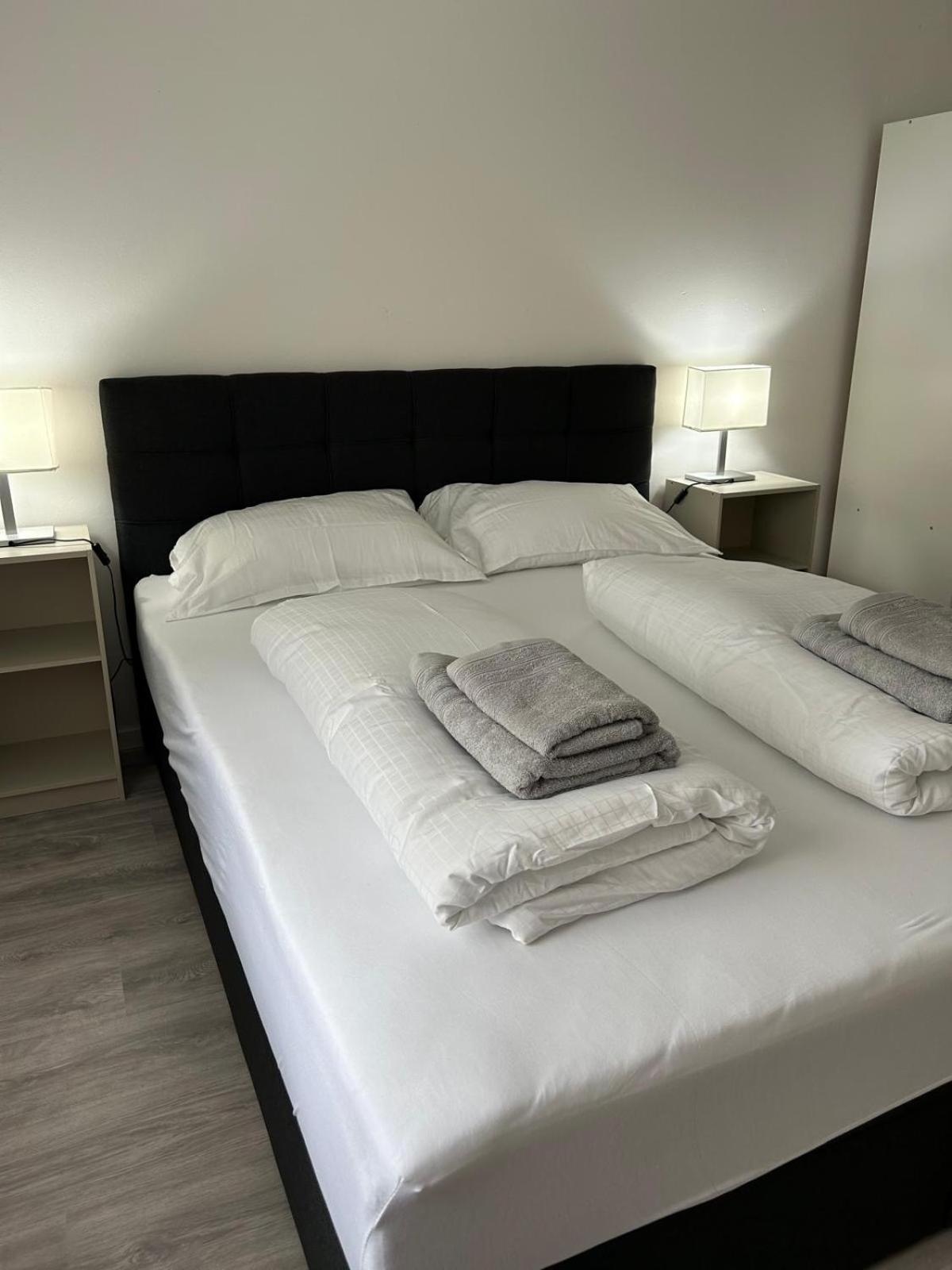 Kassel Lohfelden Monteur Und Family Qualitat Schmidt Ll Apartment Екстериор снимка
